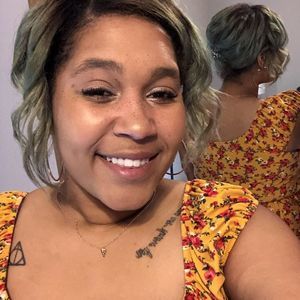 Meet your Posher, Jasmine